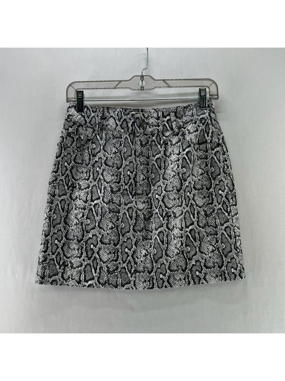 J.ING Faux Leather Snake Print Mini Skirt Size M Lined Zip Fly Pocket Gray Black